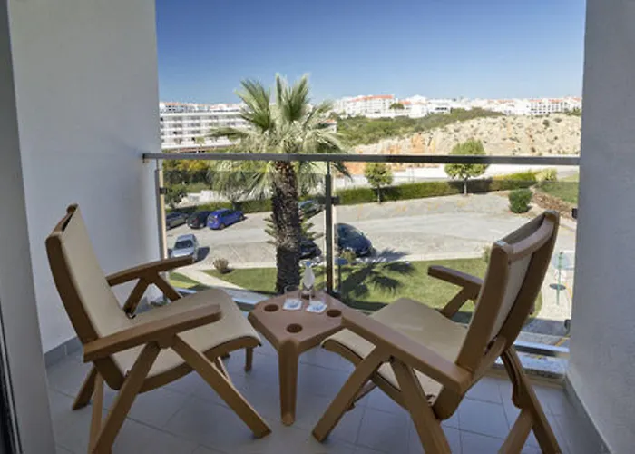 اليسيوس البوفيرا