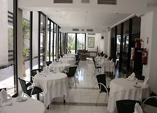 Alisios מלון 4*