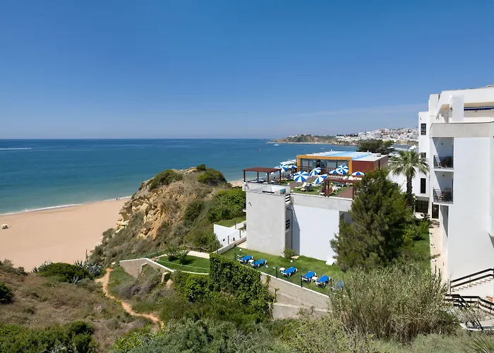 爱丽丝宜奥斯酒店 4*