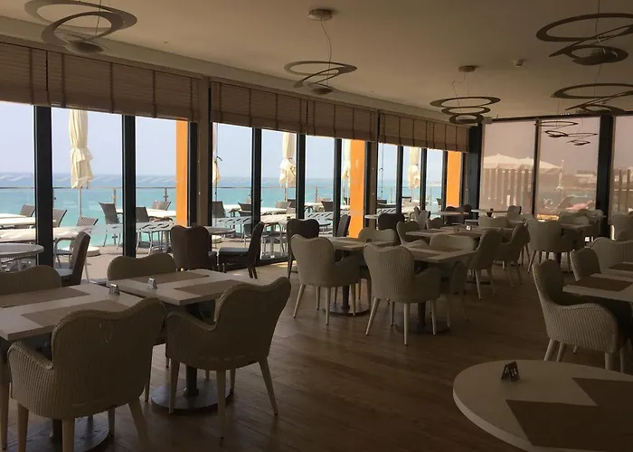 酒店 爱丽丝宜奥斯酒店 4*